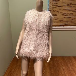 Zara Trafaluc Cream Faux Fur Vest With Hook And Eye Closures Size L